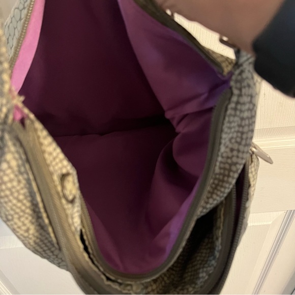 Travelon Cream Snakeskin Crossbody Bag - Picture 6 of 8